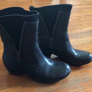 Born leather boots
